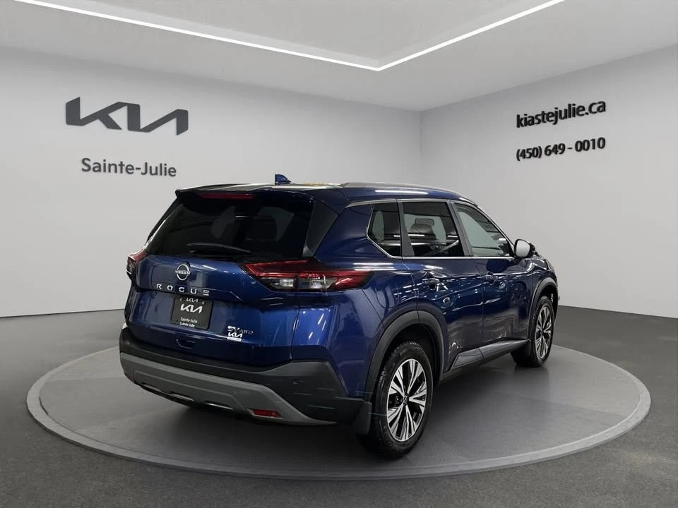 2022 Nissan Rogue - Image 7 of 19