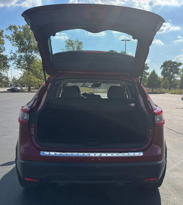 2022 Nissan Rogue - Image 19 of 20