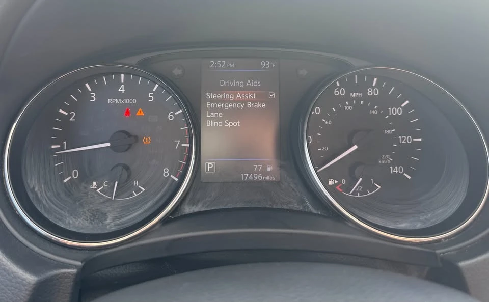 2022 Nissan Rogue - Image 13 of 20