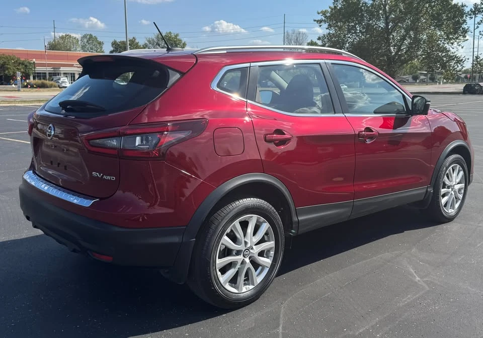 2022 Nissan Rogue - Image 5 of 20