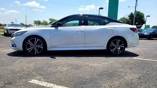 2022 Nissan Sentra 8th Gen - Image 2 of 20
