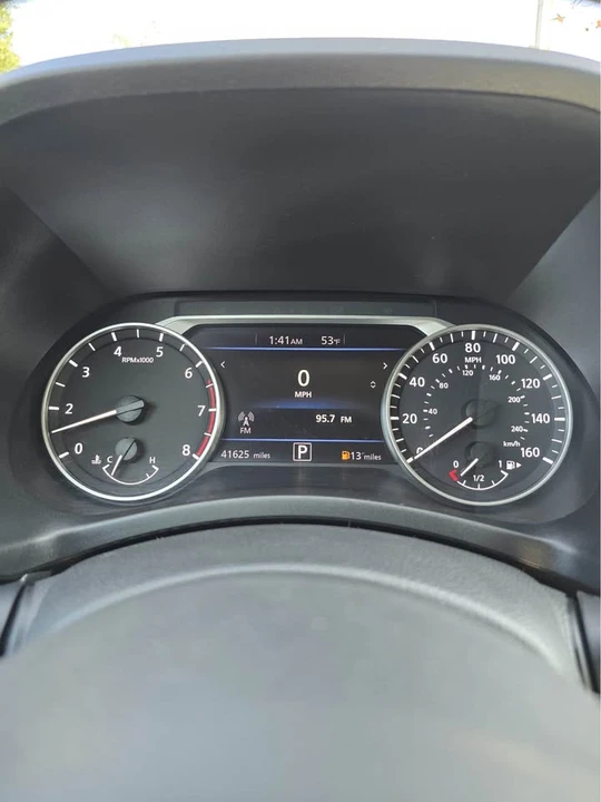 2022 Nissan Sentra 8th Gen - Image 5 of 8