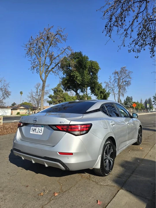 2022 Nissan Sentra 8th Gen - Image 4 of 8