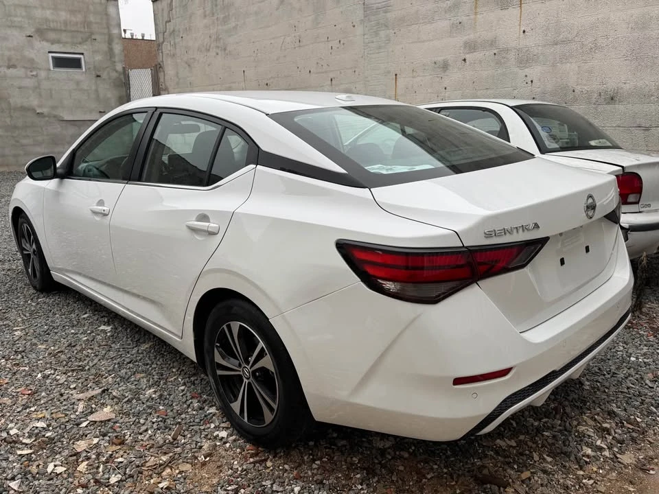 2022 Nissan Sentra 8th Gen - Image 4 of 4