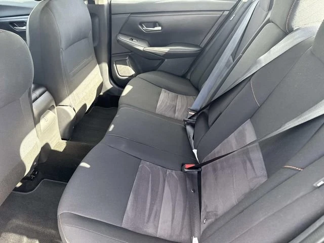2022 Nissan Sentra 8th Gen - Image 12 of 16