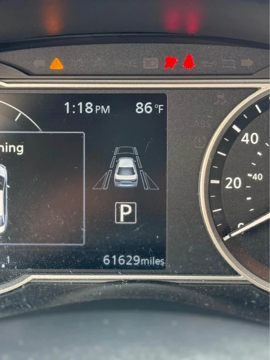 2022 Nissan Versa - Image 7 of 14