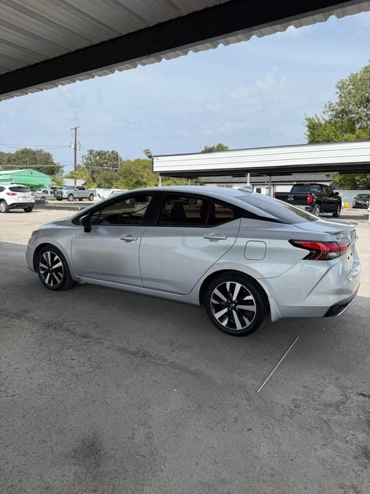 2022 Nissan Versa - Image 2 of 14