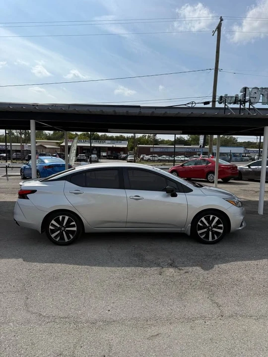 2022 Nissan Versa - Image 3 of 14