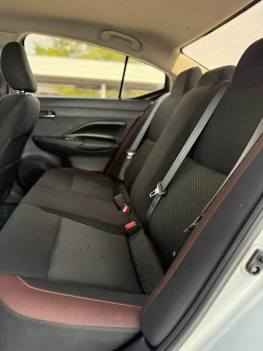 2022 Nissan Versa - Image 8 of 14