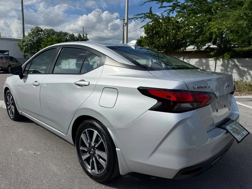2022 Nissan Versa - Image 3 of 16