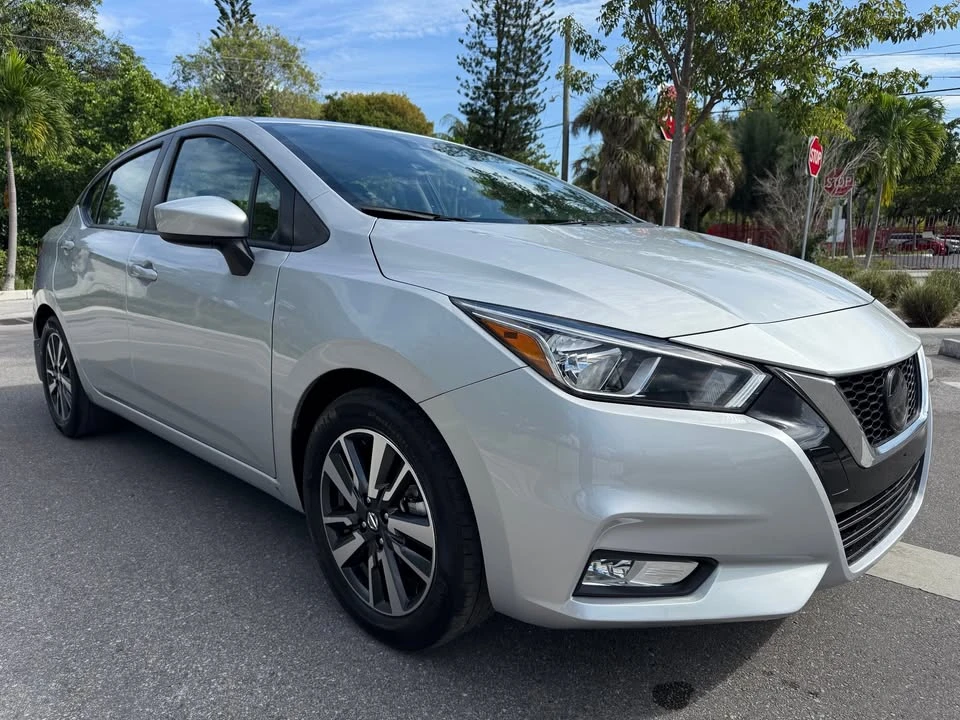 2022 Nissan Versa - Image 8 of 16