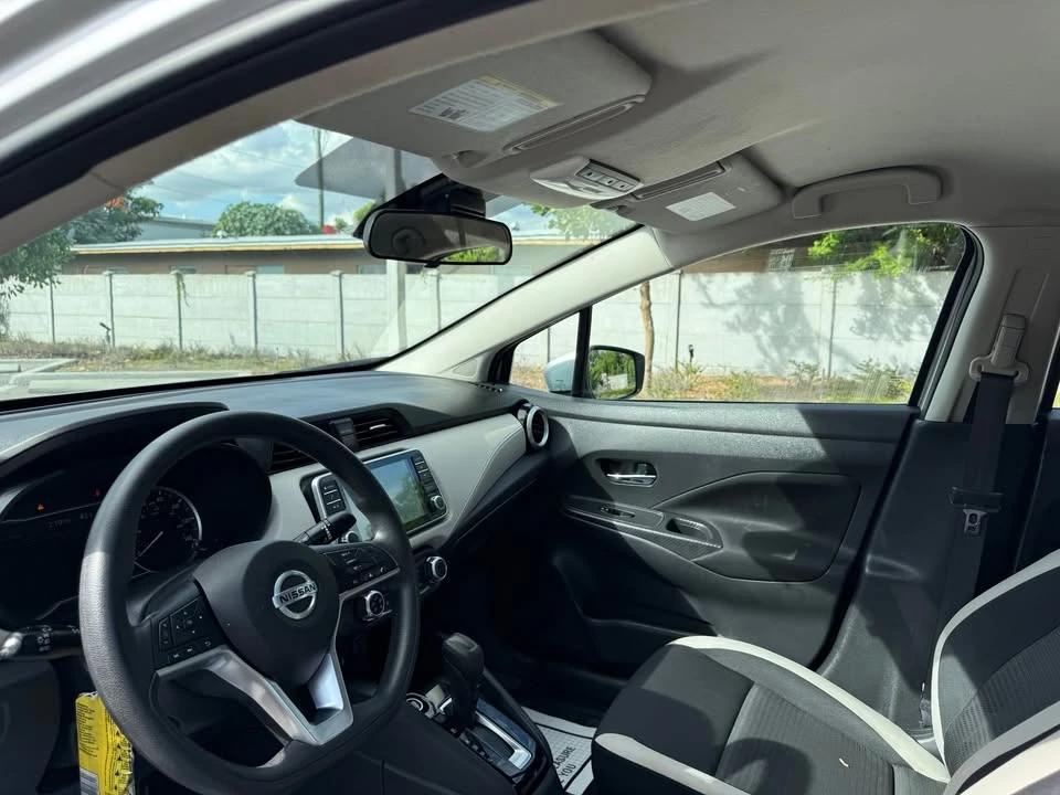 2022 Nissan Versa - Image 12 of 16