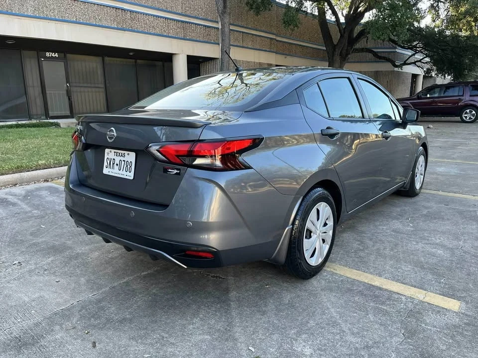 2022 Nissan Versa - Image 6 of 10