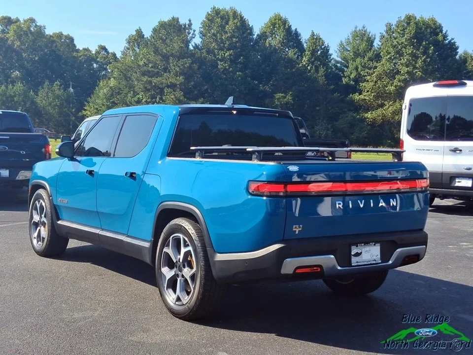2022 Rivian R1T - Image 2 of 21