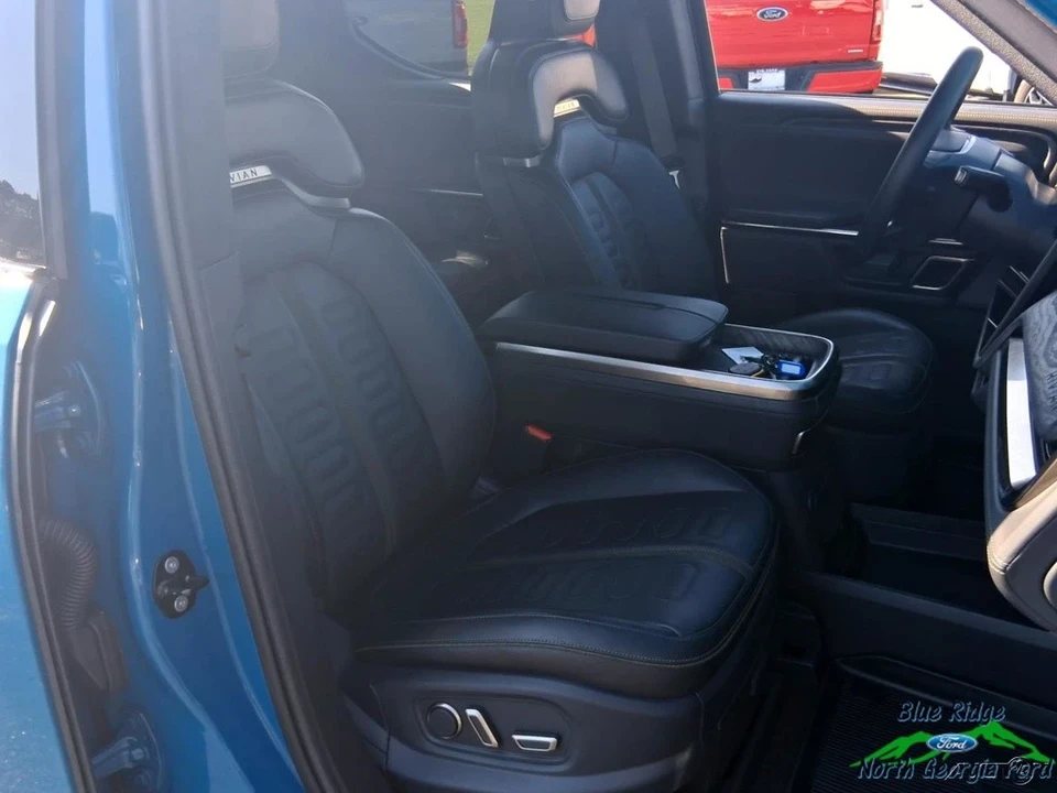 2022 Rivian R1T - Image 11 of 21