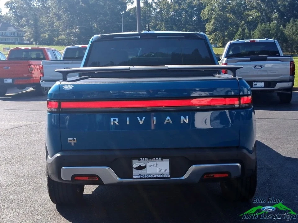 2022 Rivian R1T - Image 15 of 21