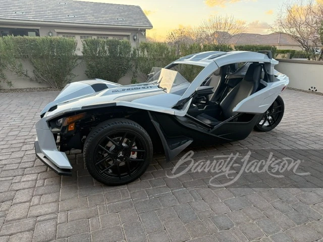 2022 Polaris Slingshot - Image 5 of 18