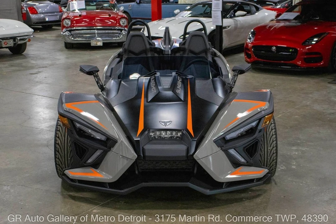 2022 Polaris Slingshot - Image 11 of 12
