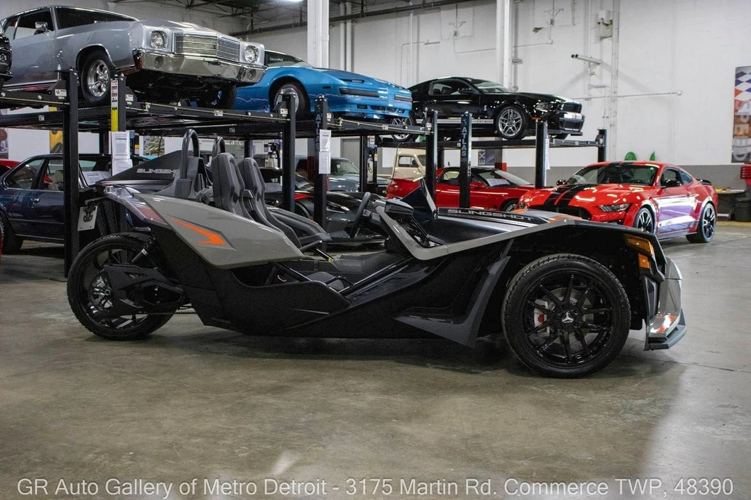 2022 Polaris Slingshot - Image 8 of 12