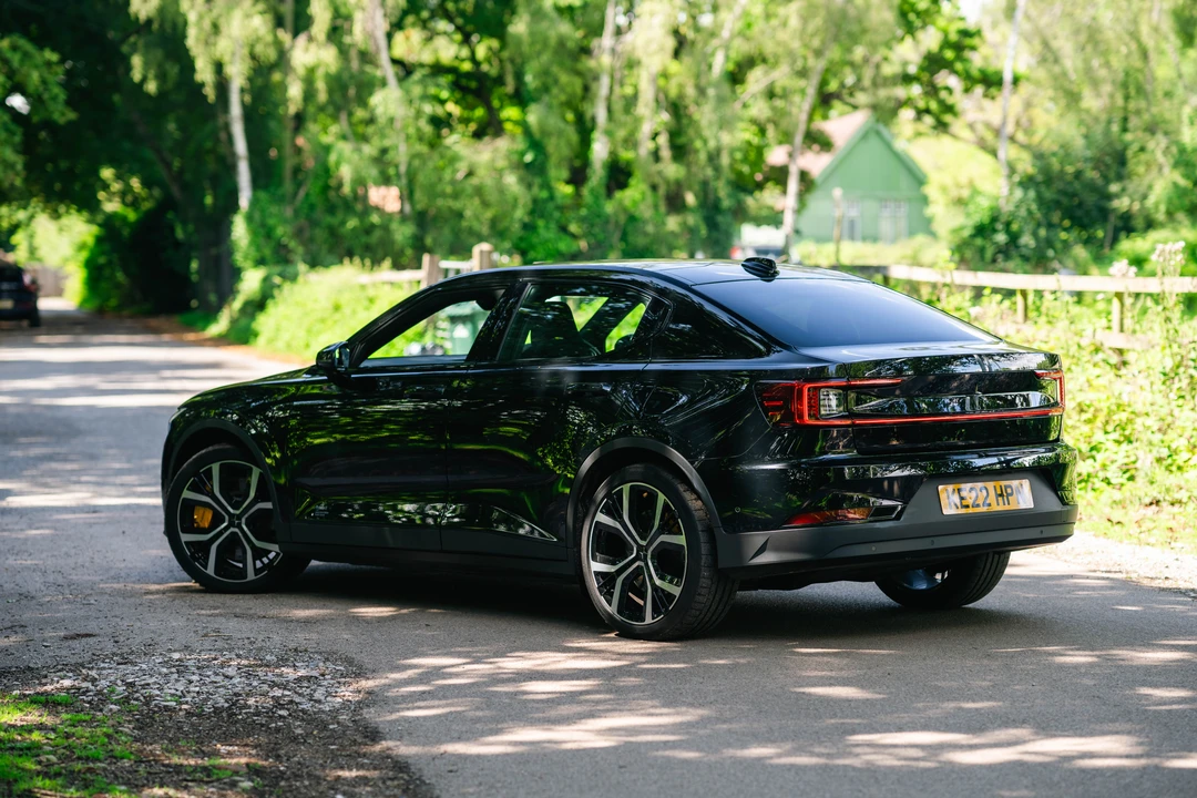 2022 Polestar 2 - Image 12 of 31