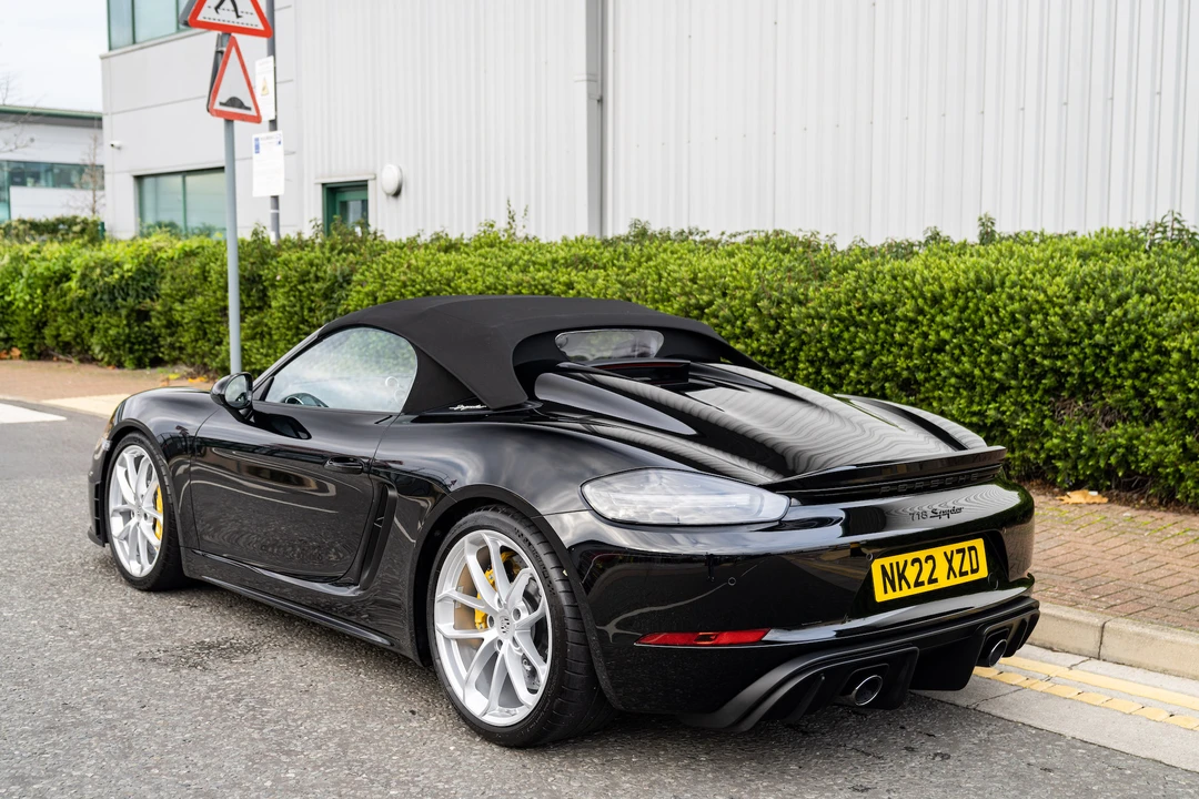 2022 Porsche 718 Boxster Spyder - Image 14 of 31