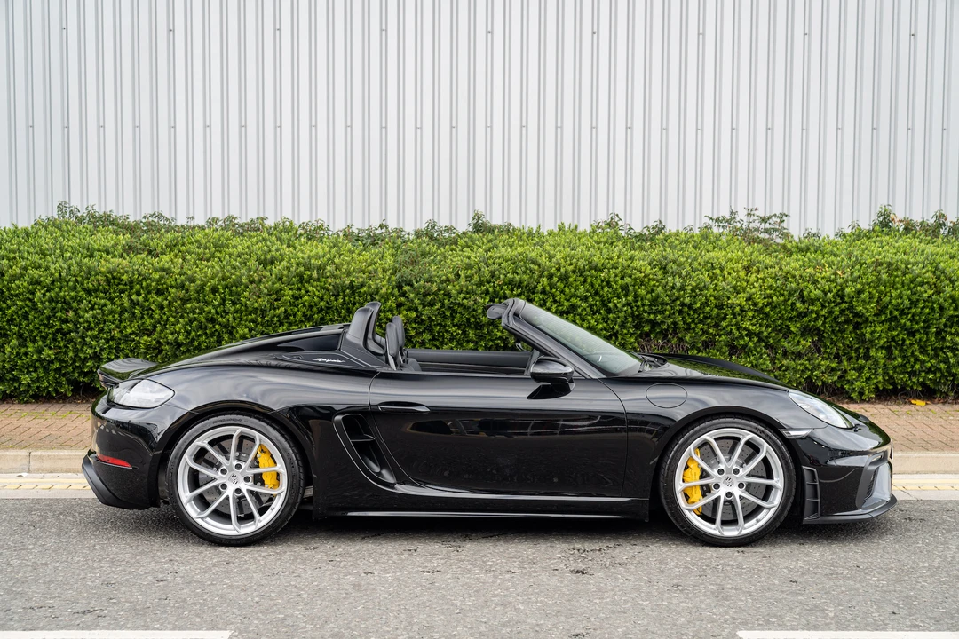 2022 Porsche 718 Boxster Spyder - Image 9 of 31
