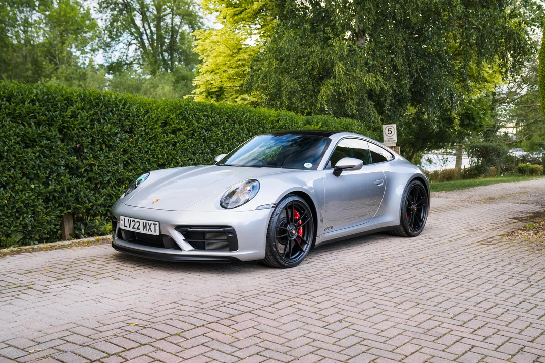 2022 Porsche 992 Carrera - Image 12 of 31