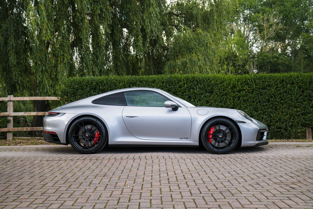 2022 Porsche 992 Carrera - Image 9 of 31