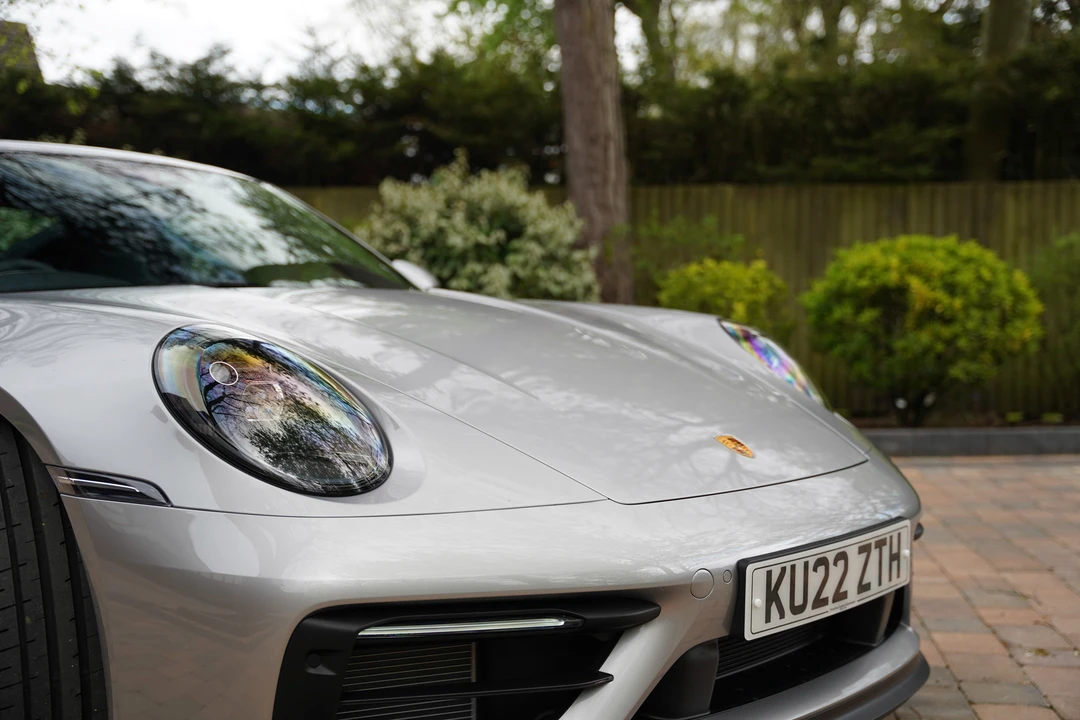 2022 Porsche 992 Carrera - Image 16 of 31