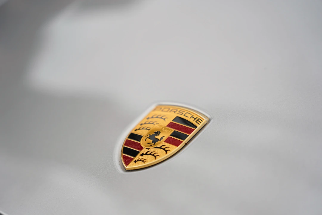 2022 Porsche 992 Carrera - Image 17 of 31