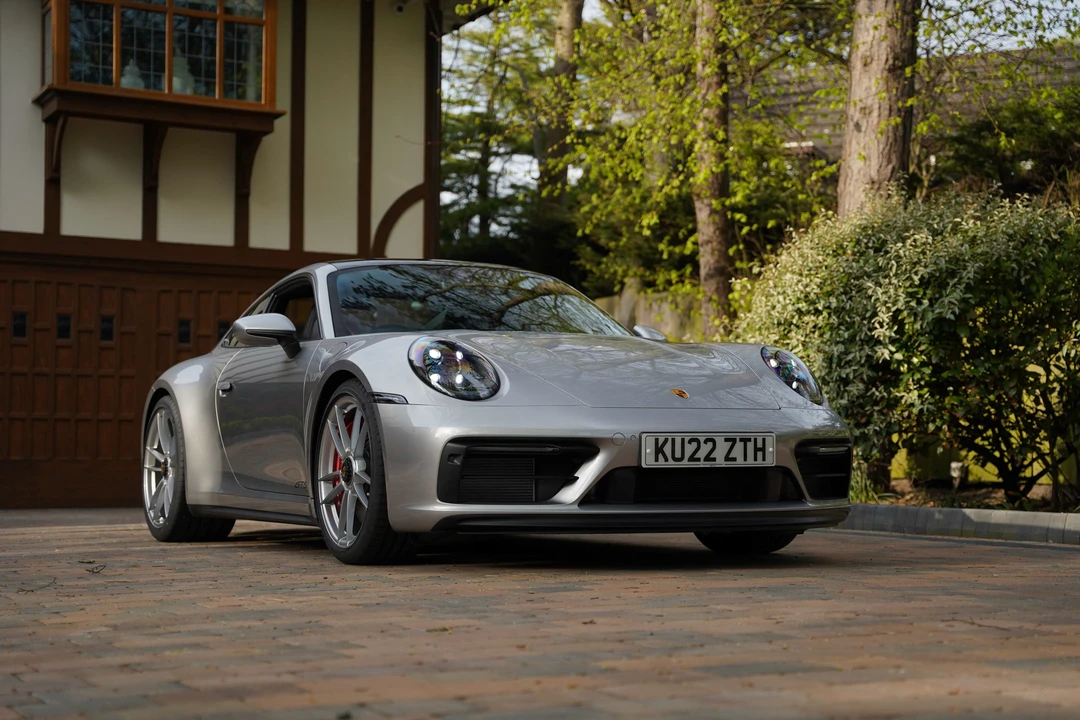2022 Porsche 992 Carrera - Image 8 of 31