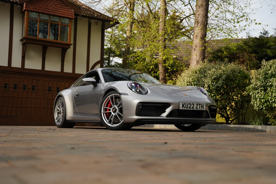 2022 Porsche 992 Carrera - Image 13 of 31
