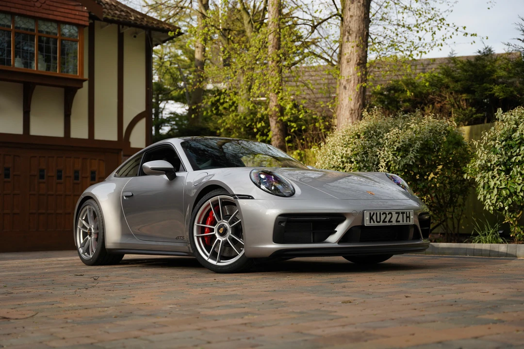 2022 Porsche 992 Carrera - Image 14 of 31