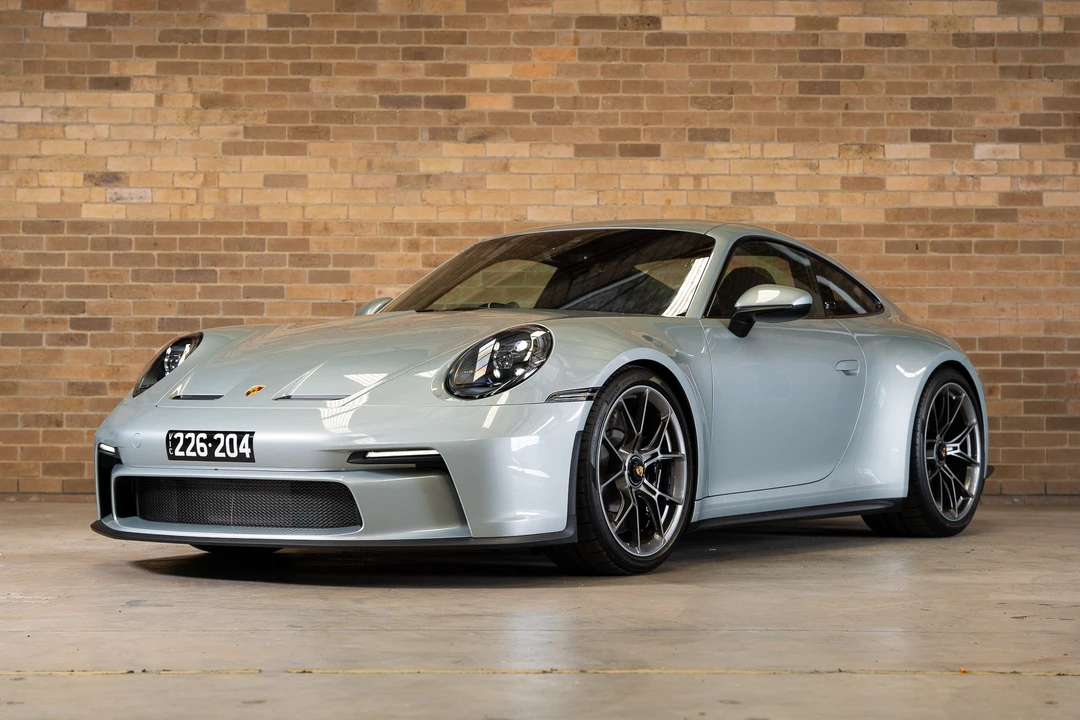 2022 Porsche 992 GT3 - Image 11 of 31