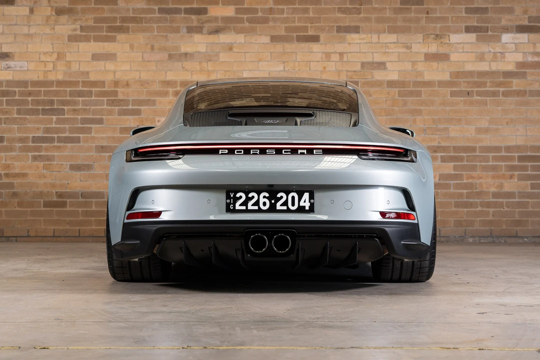 2022 Porsche 992 GT3 - Image 14 of 31