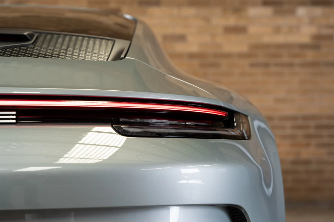 2022 Porsche 992 GT3 - Image 29 of 31