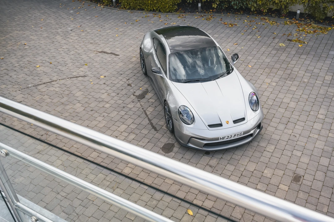 2022 Porsche 992 GT3 - Image 17 of 31