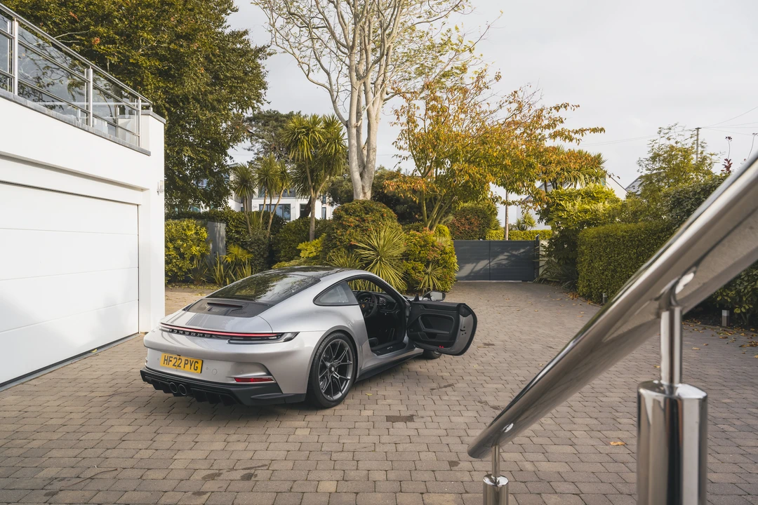 2022 Porsche 992 GT3 - Image 29 of 31