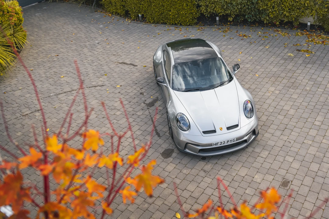 2022 Porsche 992 GT3 - Image 16 of 31