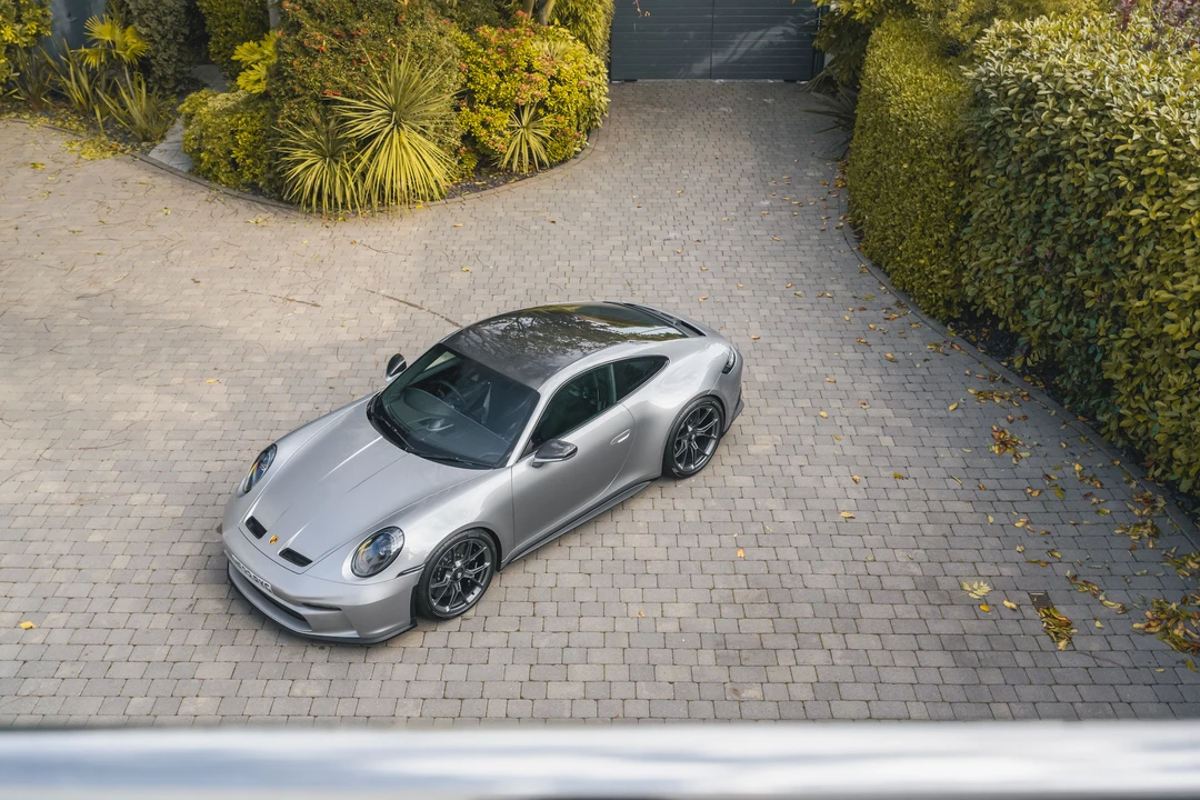 2022 Porsche 992 GT3 - Image 18 of 31