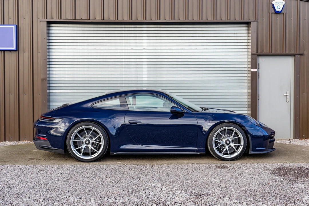 2022 Porsche 992 GT3 - Image 20 of 31