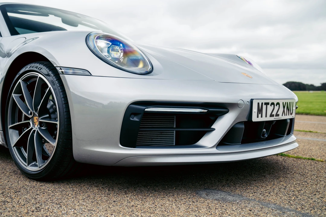 2022 Porsche 992 Targa 4 & 4S - Image 24 of 31
