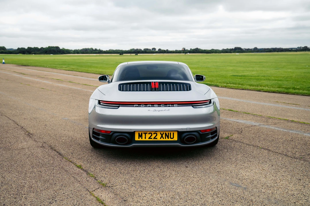 2022 Porsche 992 Targa 4 & 4S - Image 7 of 31