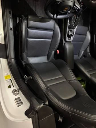 2022 Porsche 992 Carrera 4S - Image 6 of 10