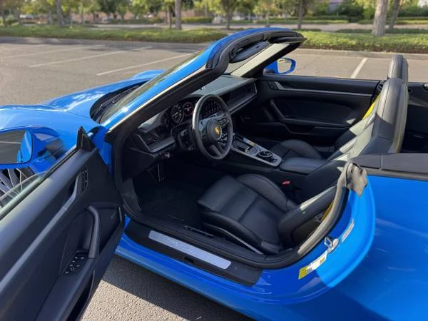 2022 Porsche 992 Carrera - Image 12 of 21