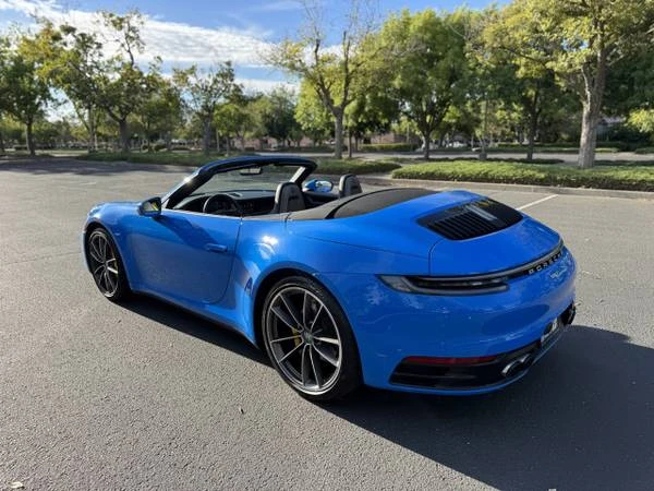 2022 Porsche 992 Carrera - Image 11 of 21