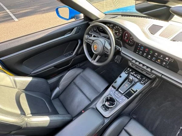 2022 Porsche 992 Carrera - Image 17 of 21