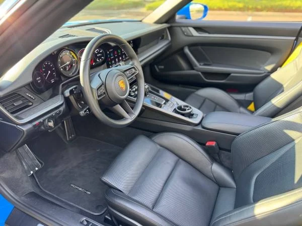 2022 Porsche 992 Carrera - Image 13 of 21