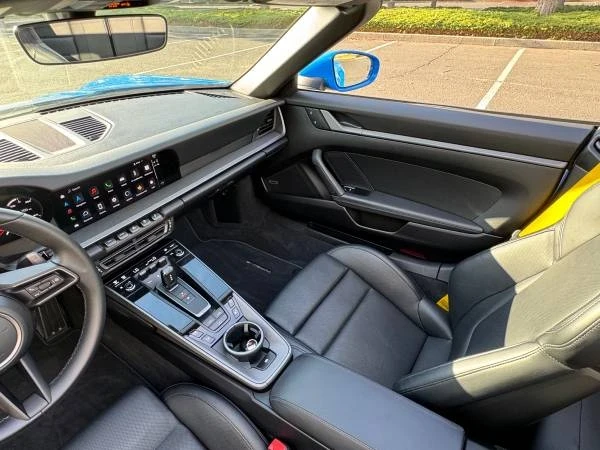 2022 Porsche 992 Carrera - Image 15 of 21