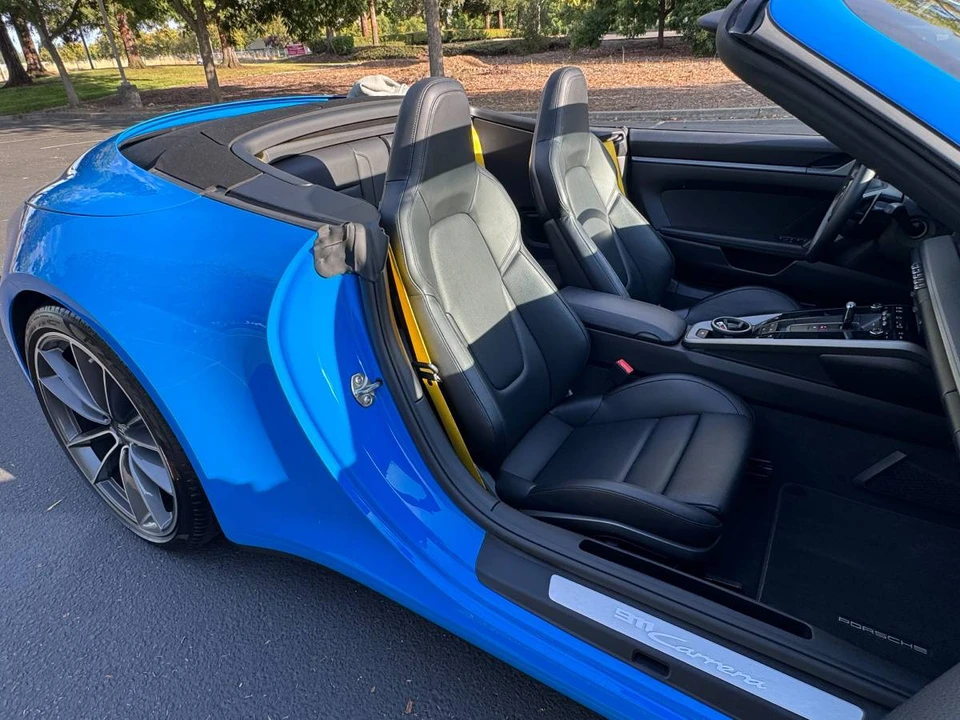 2022 Porsche 992 Carrera - Image 18 of 21